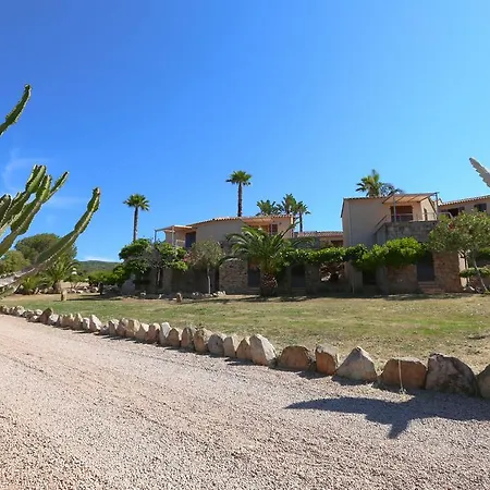 Résidence&spa Marina D'arone *