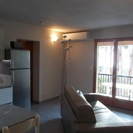 Résidence&spa Marina D'arone Casa vacanze *