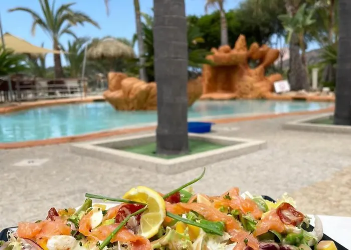 Dom wakacyjny & Marina D'arone