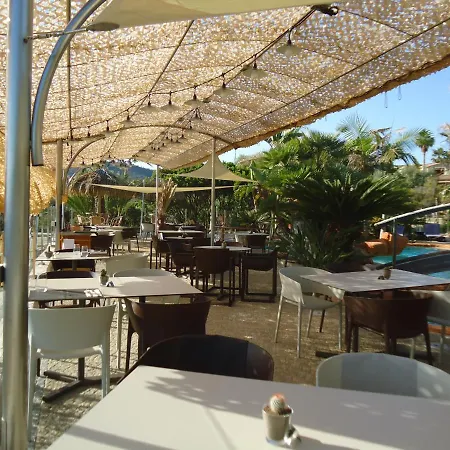 Ferienhaus & Marina D'arone