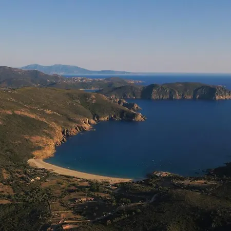 Holiday home & Marina D'arone *