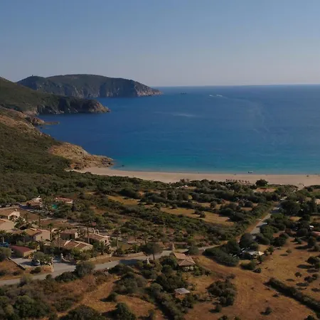 & Marina D'arone * Piana (Corsica)