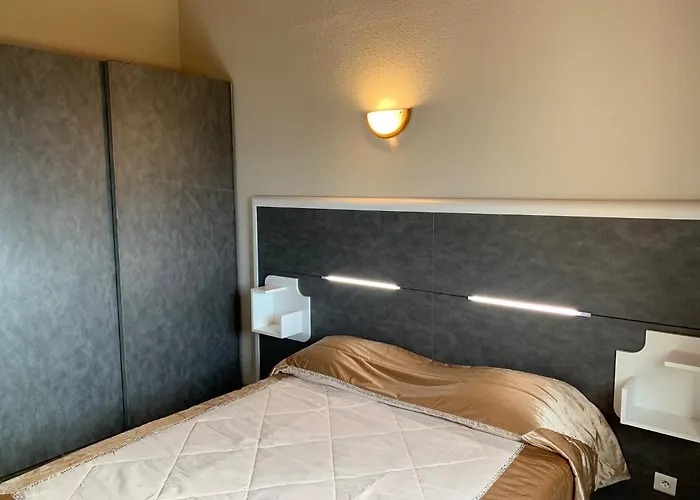 Holiday home & Marina D'arone Piana (Corsica)