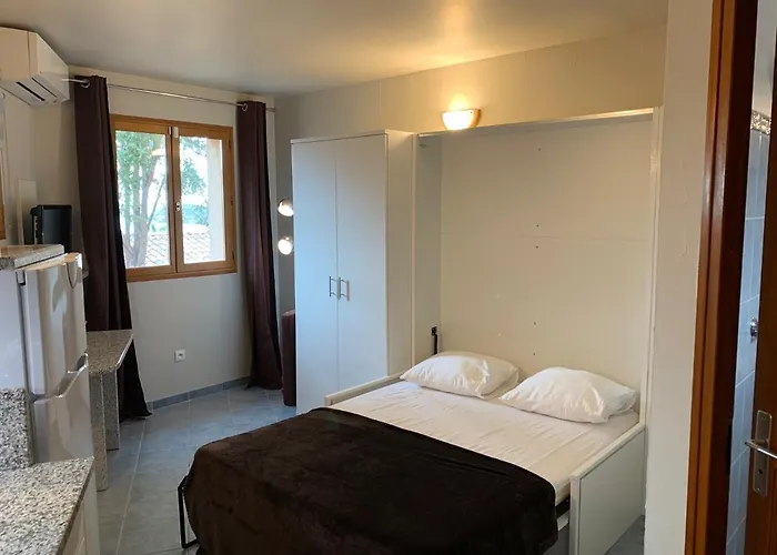 & Marina D'arone Piana (Corsica)