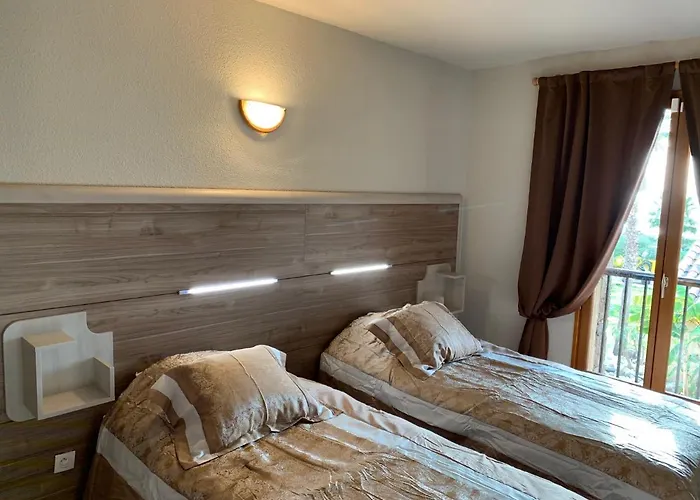 Ferienhaus & Marina D'arone *