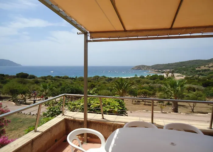 Ferienhaus & Marina D'arone